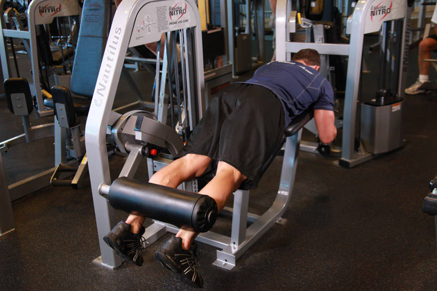Curl femoral tumbado — ejecución del ejercicio